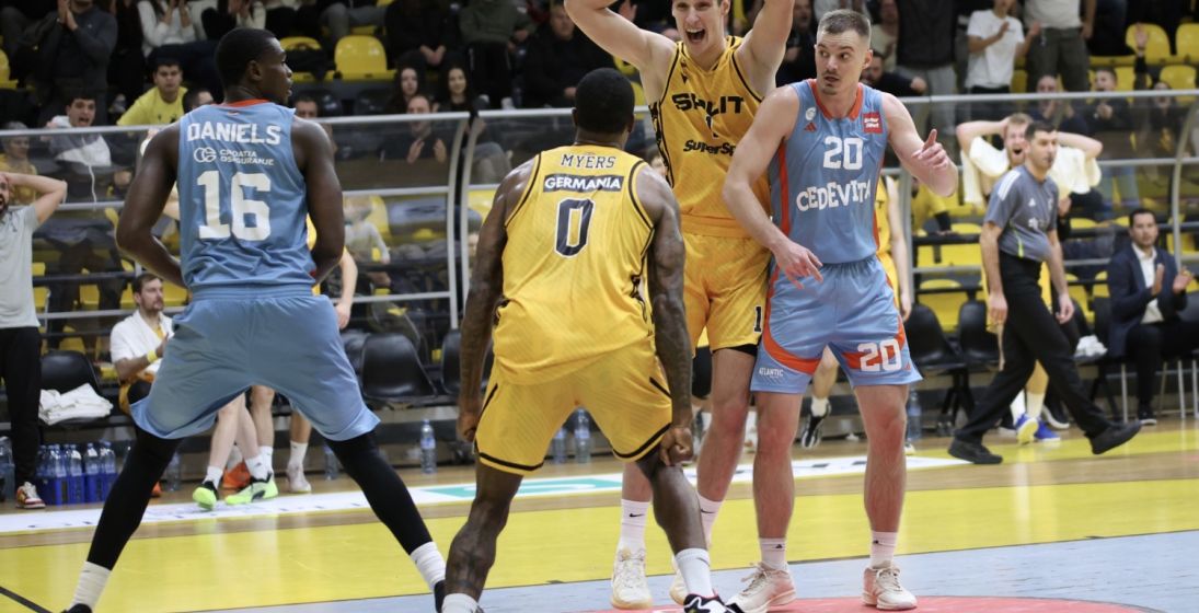 VIDEO Što je ovo bilo? Myersovi suigrači su se hvatali za glave!