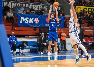 Cibona u drugom poluvremenu nadigrala Dinamo, Radovčić nerješiva enigma domaćinima