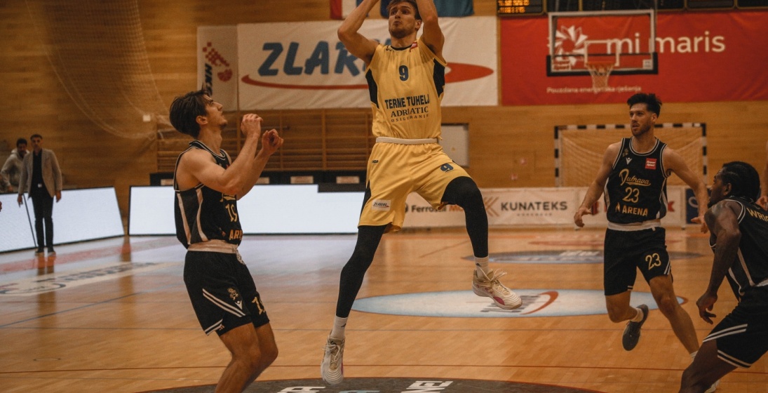 Sjajni Tomasov Zabok zaustavio zahuktalu Sesarovu Dubravu