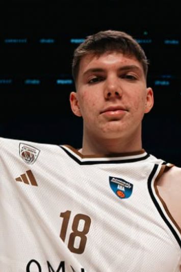 VIDEO: Mladi Hrvat debitirao za najbolju momčad ABA lige i ispisao povijest