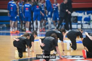 FOTO: Zadar dan nakon tijesnog poraza u ABA ligi s lakoćom slavio kod Dinama, čudesna utakmica Mihailovića