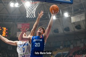 FOTO: Zadar dan nakon tijesnog poraza u ABA ligi s lakoćom slavio kod Dinama, čudesna utakmica Mihailovića