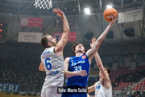 FOTO: Zadar dan nakon tijesnog poraza u ABA ligi s lakoćom slavio kod Dinama, čudesna utakmica Mihailovića