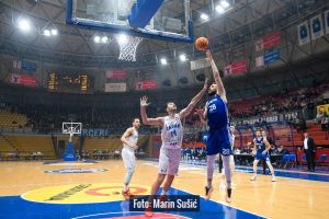 FOTO: Zadar dan nakon tijesnog poraza u ABA ligi s lakoćom slavio kod Dinama, čudesna utakmica Mihailovića