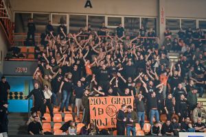 FOTO: Teški dani šibenske košarke, Dubrava se probila na šesto mjesto