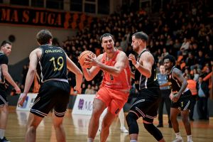 FOTO: Teški dani šibenske košarke, Dubrava se probila na šesto mjesto