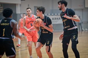 FOTO: Teški dani šibenske košarke, Dubrava se probila na šesto mjesto