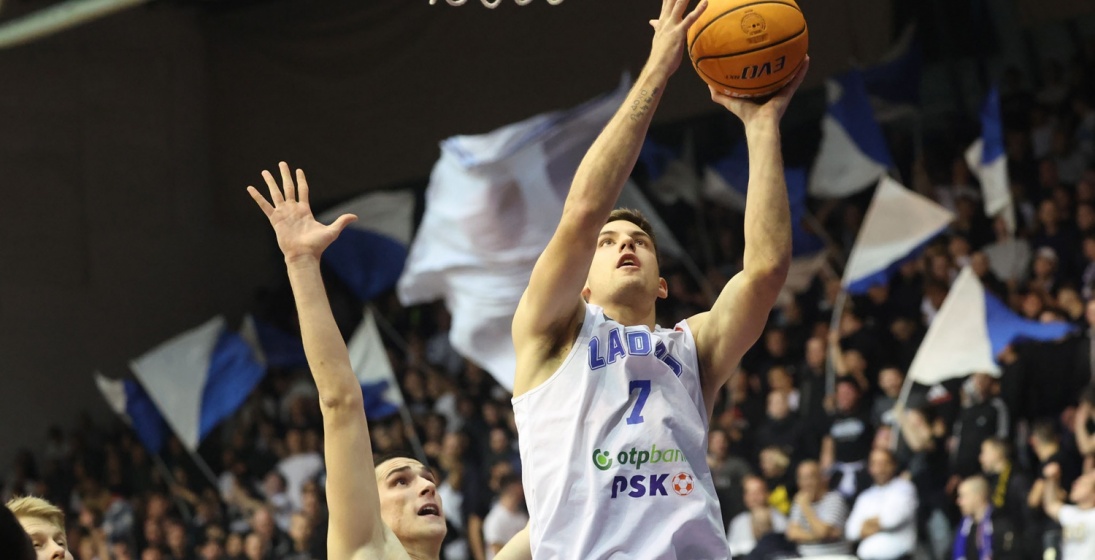 FOTO: Fešta u Jazinama, pao je Split. Ovacije Mihailoviću i Tišmi, vratio se Žganec