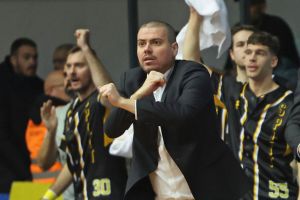 Jusup o Žganecu i Wigginsu, Repeša o Jazinama i Višnjiku