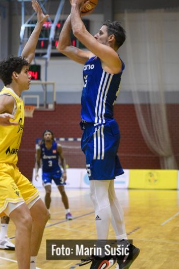 Novačić u zadnjoj sekundi Dinamu donio važnu pobjedu. Sesar: Mislim da nije vidio ni loptu ni koš...