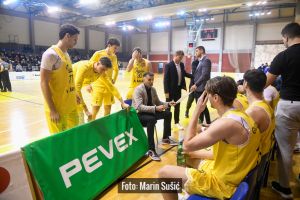 Novačić u zadnjoj sekundi Dinamu donio važnu pobjedu. Sesar: Mislim da nije vidio ni loptu ni koš...