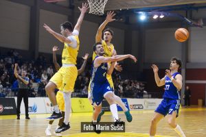 Novačić u zadnjoj sekundi Dinamu donio važnu pobjedu. Sesar: Mislim da nije vidio ni loptu ni koš...