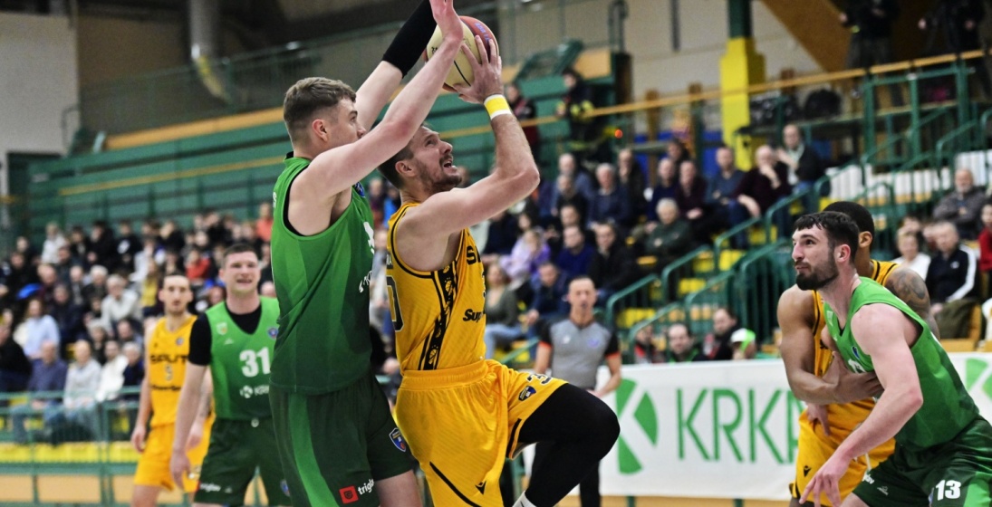 Novi poraz Splita: Žuti bez obrane u Novom Mestu, primili 105 koševa