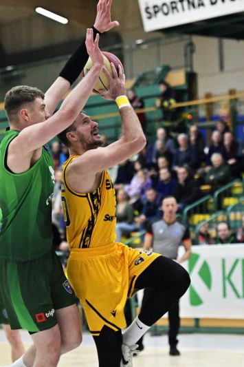 Novi poraz Splita: Žuti bez obrane u Novom Mestu, primili 105 koševa