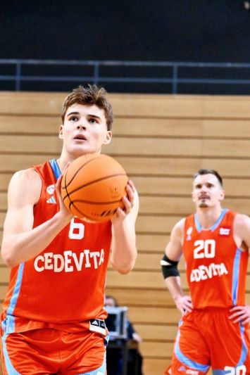 Bosna dolazi u Draženov dom