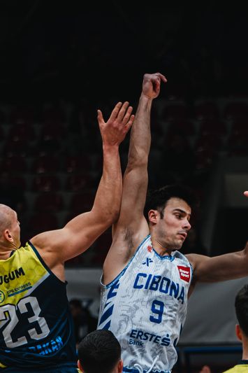 Zašto Čakarun može igrati Kup za Cibonu, a Bičić ne može za Zadar?