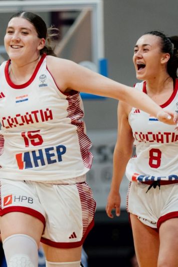 Debitantica Olivia Vukoša šokirala Grkinje, nema još ni 18