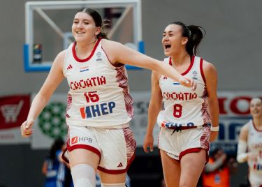 Debitantica Olivia Vukoša šokirala Grkinje, nema još ni 18