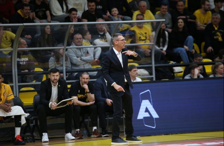 Rekordna pressica: Trener Splita više od 20 minuta odgovarao na pitanja novinara