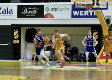 Novi trener Splićana nema radnu dozvolu, do pobjede nad Alkarom doveo ih Ante Marović