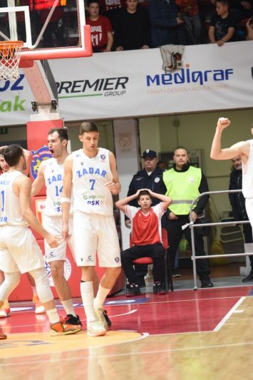 Zadar pobjedom u Čačku potvrdio ostanak u ABA ligi i ostavio nadu Splićanima