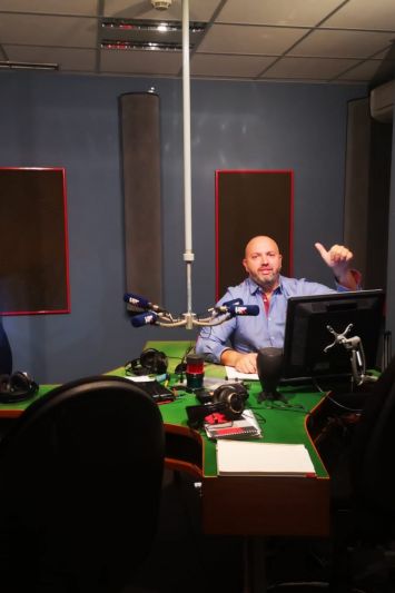 Šare i Torbarina pritišću Mirčetu