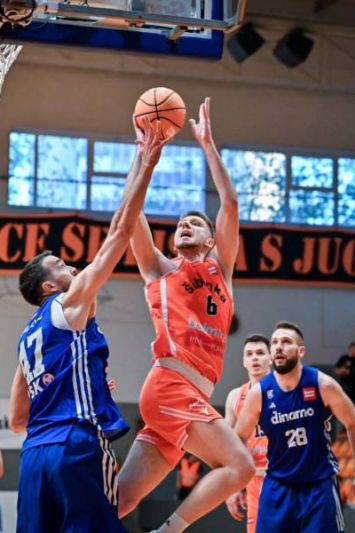 Šibenka srušila Dinamo, Šarin uoči zadnja tri kola poručio: U sportu je sve moguće