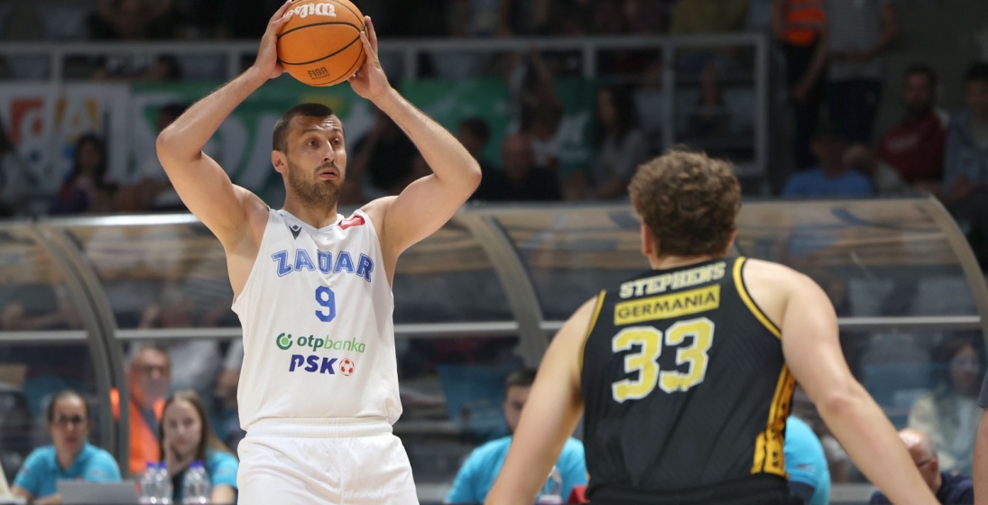 Zadar udaljio Split od drugog mjesta, mala škola košarke Karla Žganeca
