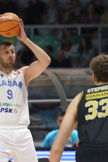 Zadar udaljio Split od drugog mjesta, mala škola košarke Karla Žganeca