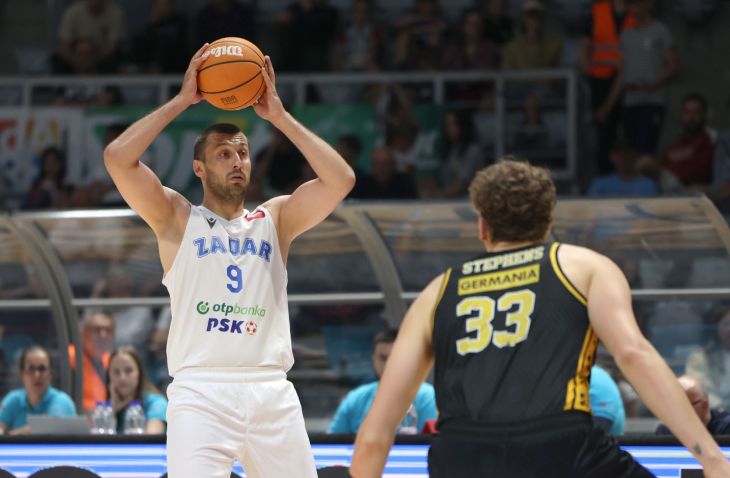 Zadar udaljio Split od drugog mjesta, mala škola košarke Karla Žganeca