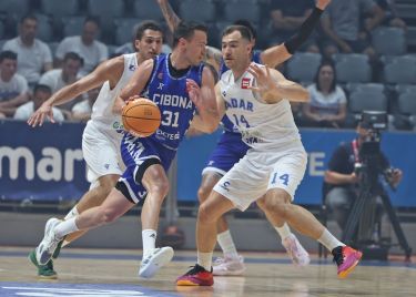 Cibona srušila Zadar na Višnjiku i povela u finalnoj seriji