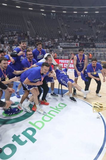 Cibona je opet prvak Hrvatske!
