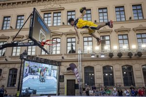 PRO 3x3 Tour: Aluplastik osvojio Vinkovce, Mario Kasun i Dunking Devilsi priredili spektakl na prepunom Korzu