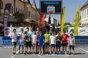 PRO 3x3 Tour: Aluplastik osvojio Vinkovce, Mario Kasun i Dunking Devilsi priredili spektakl na prepunom Korzu