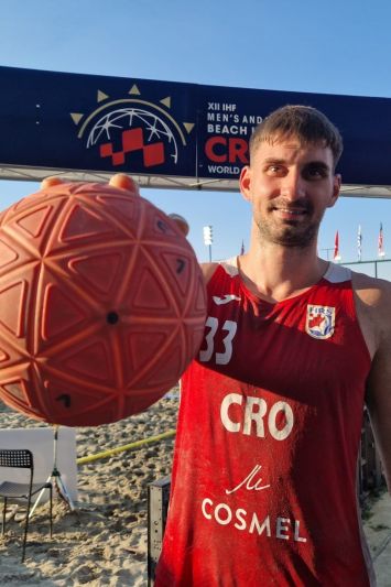 Košarkaš koji je Hrvatskoj umalo donio medalju u rukometu na pijesku - Patrik Jambrović