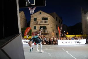 FOTO: Duje Kaliterna u Bolu pokazao zašto je nekada bio najbolji 3x3 košarkaš na svijetu