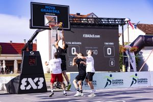 Preko 500 fotografija: Spektakularan vikend u Novoj Gradiški, dva trofeja odlaze u BiH, jedan u Vinkovce