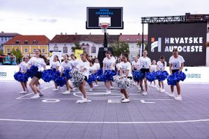 Preko 500 fotografija: Spektakularan vikend u Novoj Gradiški, dva trofeja odlaze u BiH, jedan u Vinkovce
