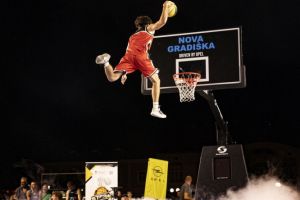 Preko 500 fotografija: Spektakularan vikend u Novoj Gradiški, dva trofeja odlaze u BiH, jedan u Vinkovce