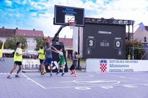 Preko 500 fotografija: Spektakularan vikend u Novoj Gradiški, dva trofeja odlaze u BiH, jedan u Vinkovce