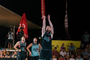 FOTO/VIDEO: Poznati pobjednici PRO 3x3 Toura u Umagu, Tomislav Paškvalin se okušao u šutiranju