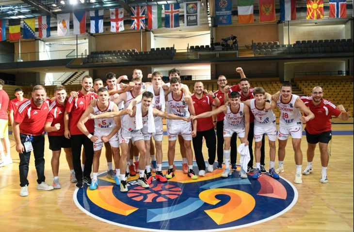 Hrvatska U18 uvjerljivom pobjedom otvorila EuroBasket! Slijedi Švicarska…