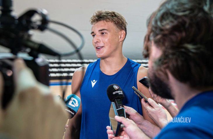 Niko Šare u prvoj izjavi nakon povratka u Zadar: Došao sam se nametnuti, očekujem napad na trofeje