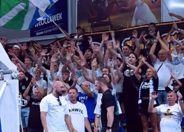 VIDEO Tako to rade Poljaci: Ultrasi upali na trening Anwila i napravili atmosferu dostojnu finala!
