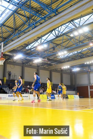 Dubravi pobjeda, Torbarina briljirao u premijernom nastupu za Zabok