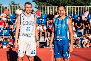 FOTOGALERIJA: Zadar predstavio momčad i nove dresove: Spoj tradicije i suvremenog identiteta grada