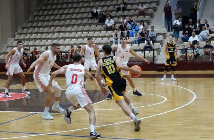 FOTO: Split tek u zadnjoj četvrtini slomio Dubrovčane, rezultat vara