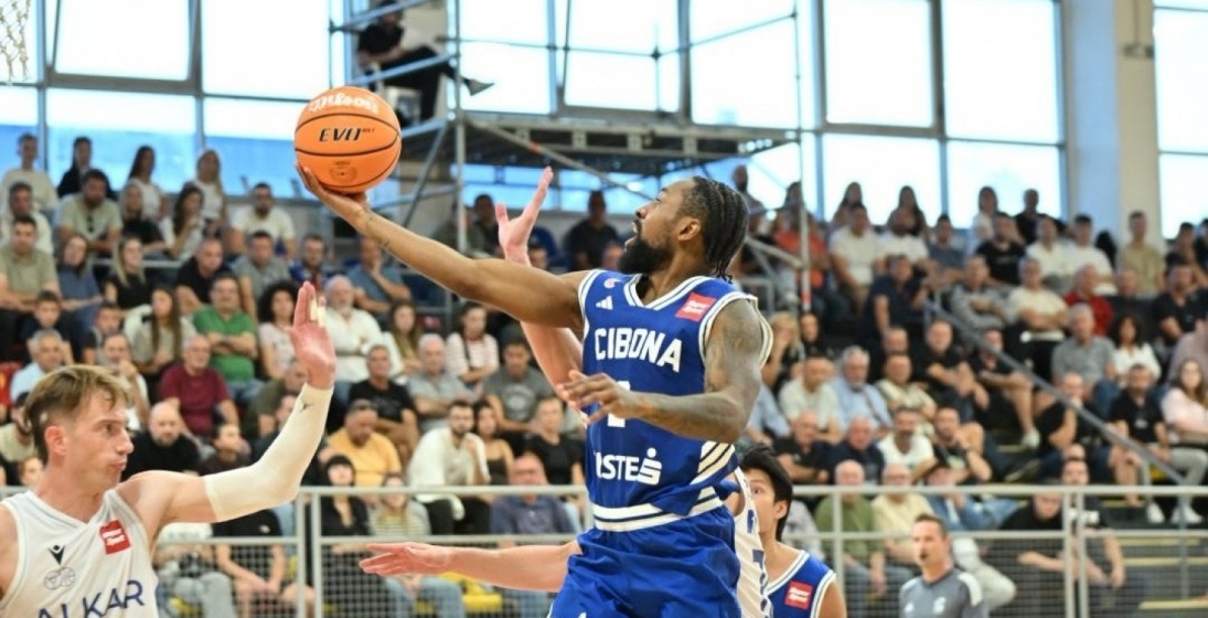 Cibona sezonu otvorila pobjedom u Sinju