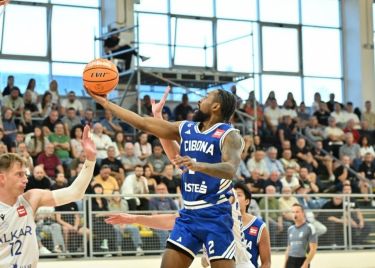 Cibona sezonu otvorila pobjedom u Sinju
