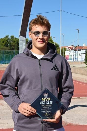 Niko Šare je najbolji mladi igrač Hrvatske, nagrada je u pravim rukama